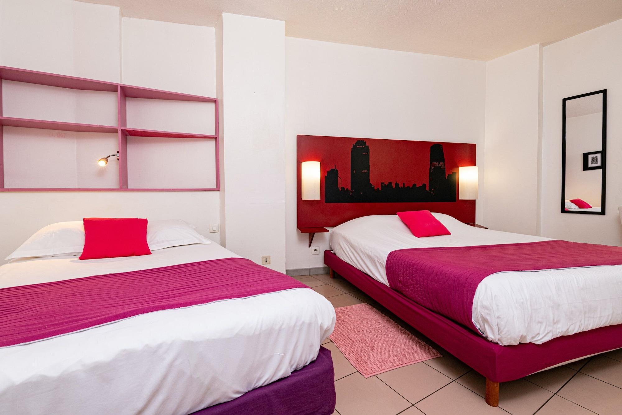 Celenya Hotel Toulon Exterior photo